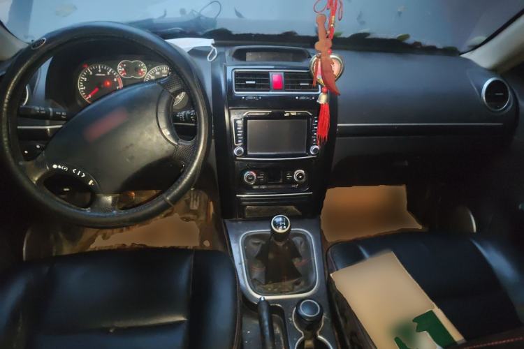 Used Haval H5 Classic 2015 2.0L Manual Two-Wheel Drive Entry-Level Trim