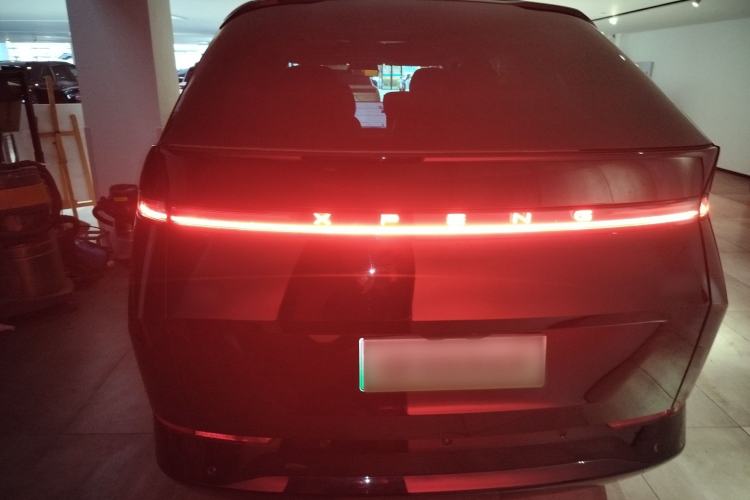 Used XPeng X9 2025 740 Ultra-Long Range Max