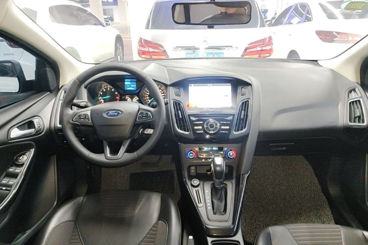 Used Ford Focus 2017 Hatchback 1.6L Automatic Fashion Edition Smart Drive Version