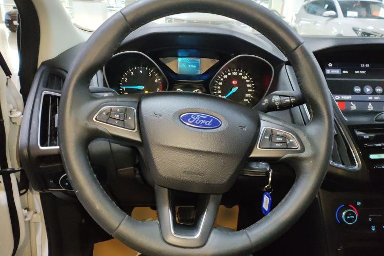 Used Ford Focus 2017 Sedan 1.6L Automatic Fashion Edition Smart Drive Version