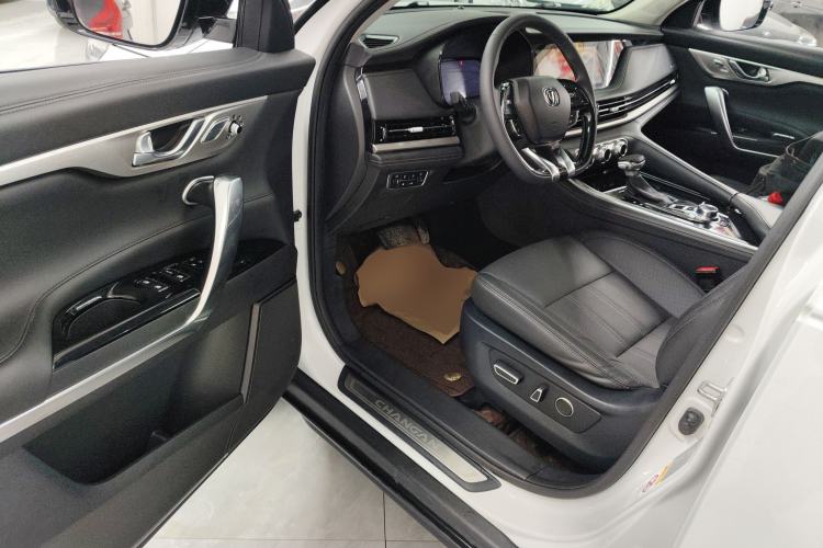 Used Changan CS95 2019 2.0T Four-Wheel Drive Luxury Version