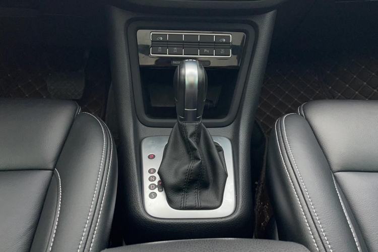 Used Volkswagen Sharan 2016 380TSI Comfort Edition 7-Seater
