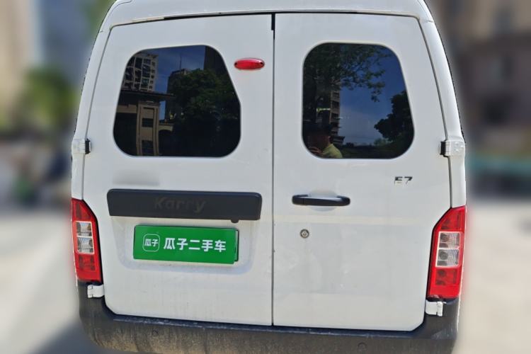 Used Karry Jiangtun E7 2024 Mingchuan 7-Seater Model Rear