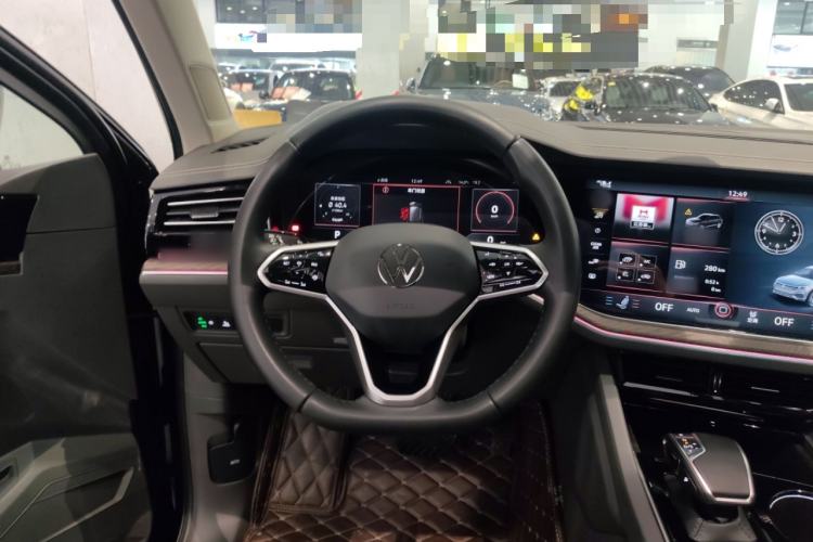 Used Volkswagen Touareg 2022 3.0 TSI Prestige Edition Classic Sport Package