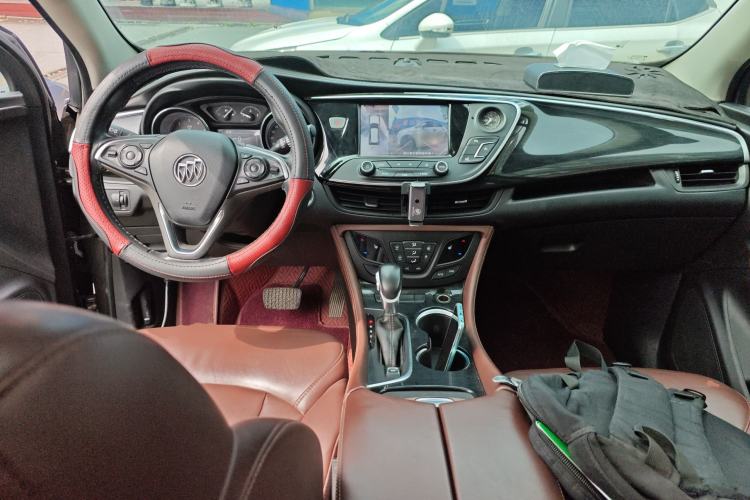 Used Buick Envision 2018 20T Two-Wheel Drive Luxury Model Center Console
