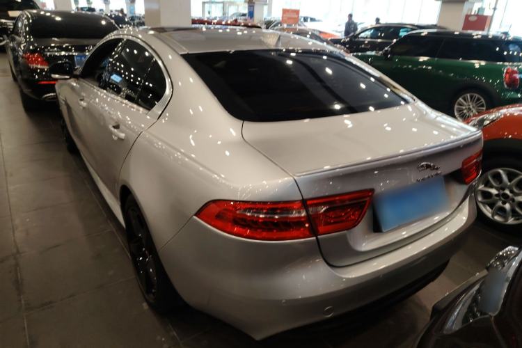 Used Jaguar XE 2017 2.0T 200 PS R-Sport