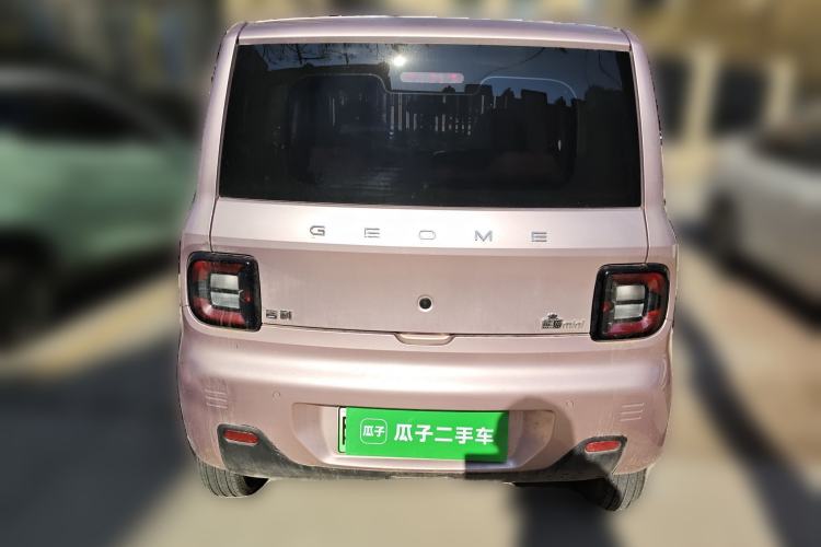 Used Geely Galaxy Panda 2024 Panda Mini 200km Endurance Bear Rear