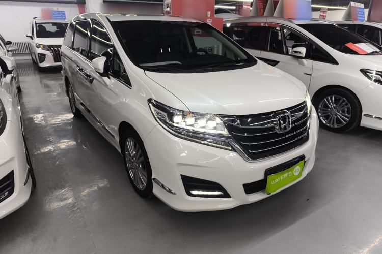 Used Honda Elysion 2016 2.4L Luxury Edition
