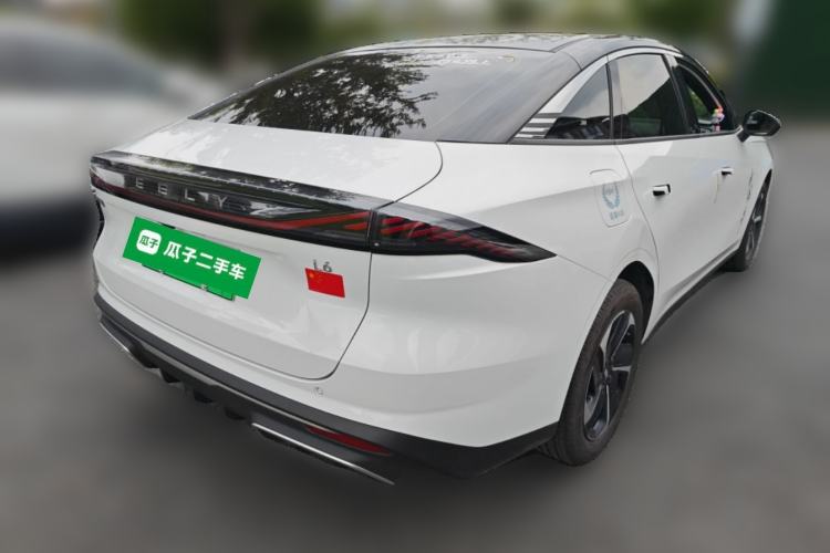 Used Geely Galaxy L6 2024 125km PLUS Dragon Edition
