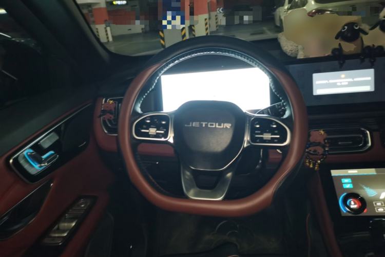 Used JETOUR X70 PLUS 2025 1.5T Luxury Edition 5 Seats