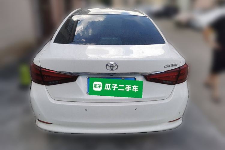 Used Toyota Crown 2015 2.0T Fashion Edition
