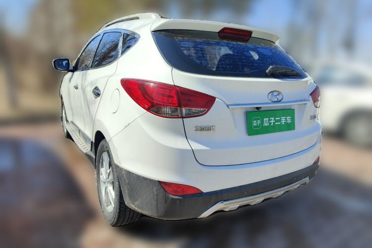 Used Hyundai ix35 2013 2.0L Automatic Two-Wheel Drive Smart GLS China IV Standard Rear Left 45 Deg