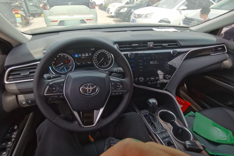 Used Toyota Camry 2019 2.5G Luxury Edition China V Standard Center Console