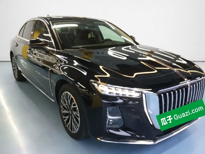 Hongqi H5 2025 2.0T Automatic Flag Edition – 500 000 Units Commemorative Version — снимка 3