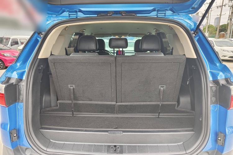 Used Dongfeng Fengon S560 2018 1.8L Manual Urban Model 7 Seats