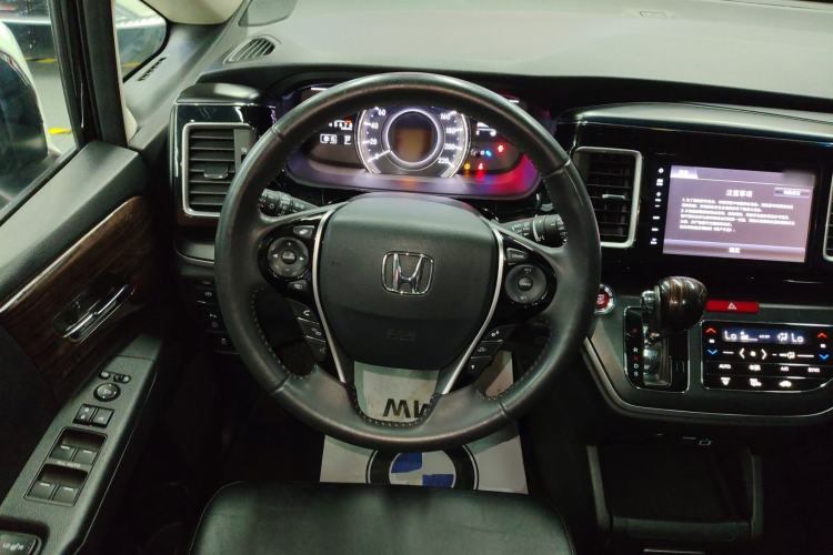 Used Honda Elysion 2016 2.4L Luxury Edition