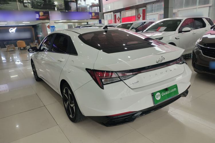 Used Hyundai Elantra 2021 1.5L CVT LUX Prestige Edition