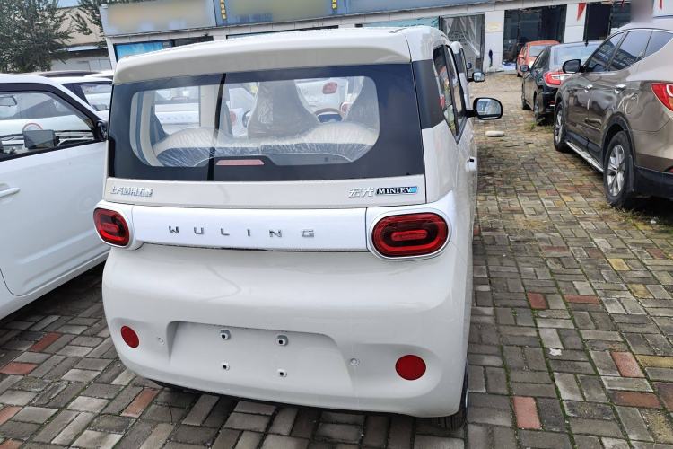Used Wuling Hongguang MINIEV 2024 3rd Generation 215km Youth Edition