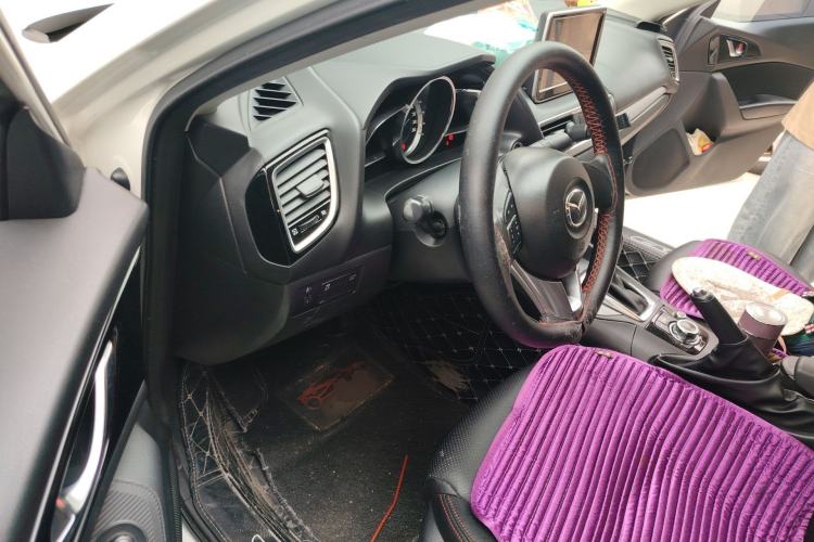 Used Mazda 3 Axela 2016 Sedan 1.5L Automatic Comfort Model Driver Seat