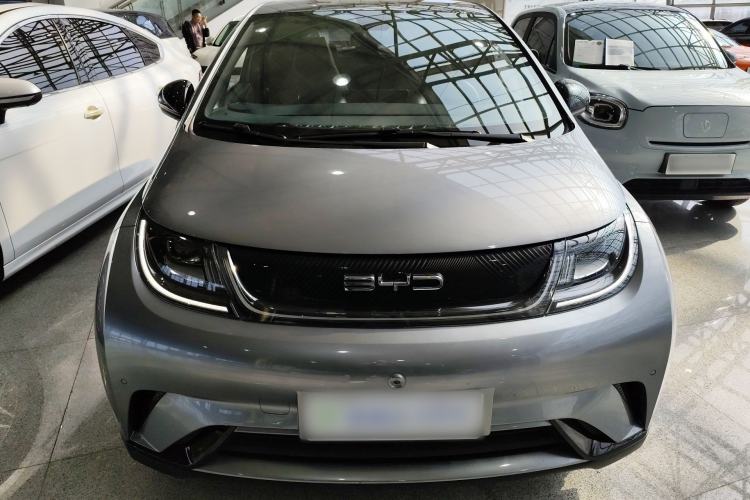 Used BYD Dolphin 2023 420 km Fashion Edition