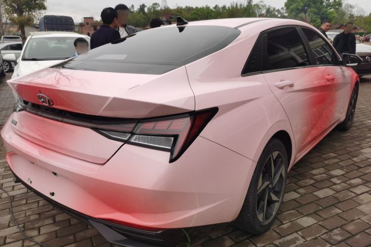 Used Hyundai Elantra 2021 1.5L CVT LUX Prestige Edition Rear Right 45 Deg