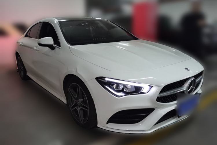 Used Mercedes-Benz CLA 2022-Year Updated CLA 200 Front Right 45 Deg