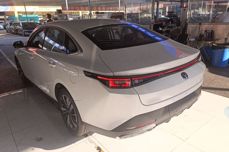 Used CHANGAN Eado PHEV 2025 Smart New Blue Whale 145KM Battleship Edition Rear Left 45 Deg