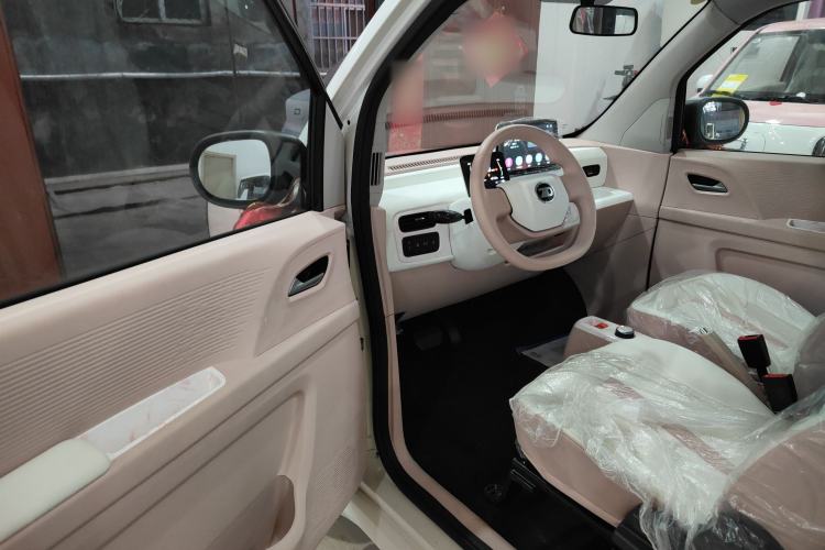 Used Know Beans Rainbow 2024 First Clear Edition Driver Seat