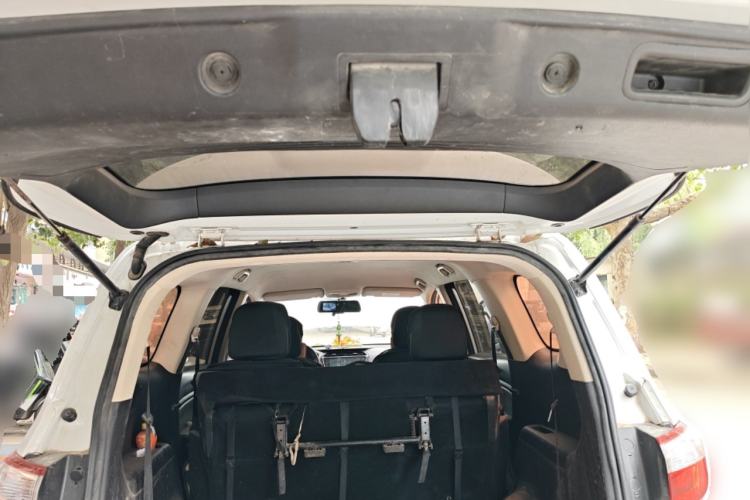 Used CHANGAN OSHAN A800 2017 1.6L Manual Comfort Model Trunk