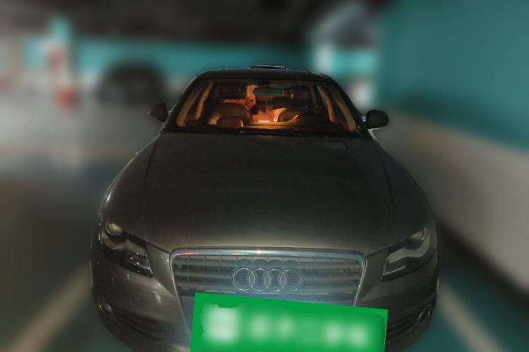 Used Audi A4L 2011 2.0 TFSI Comfort Model
