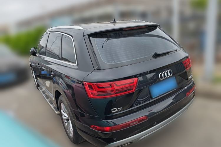 Used Audi Q7 2016 40 TFSI Comfort Model