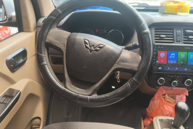 Used Wuling Rongguang 2014 1.5L S Standard Version Steering Wheel