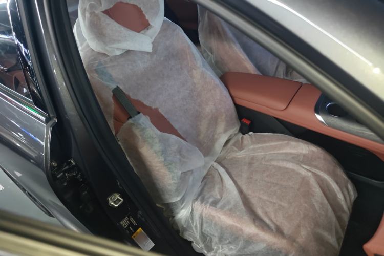 Used CHANGAN CS75 PLUS 2025 4th Generation UItra 2.0T New Blue Whale – Smart & Powerful Version