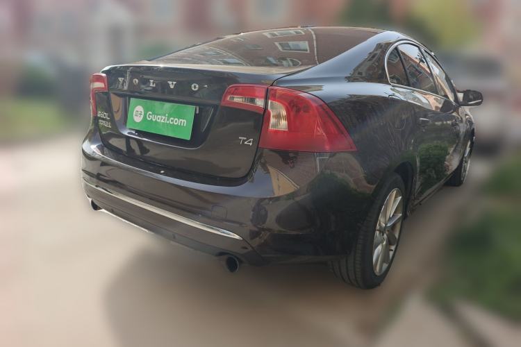 Used Volvo S60 2017 S60L T4 Smart Range Edition
