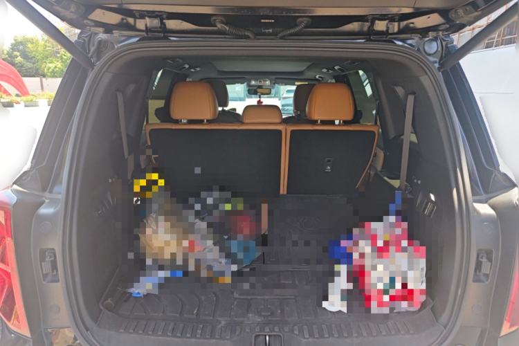 Used GAC Trumpchi ES9 2024 PHEV with 143 km Max Trunk