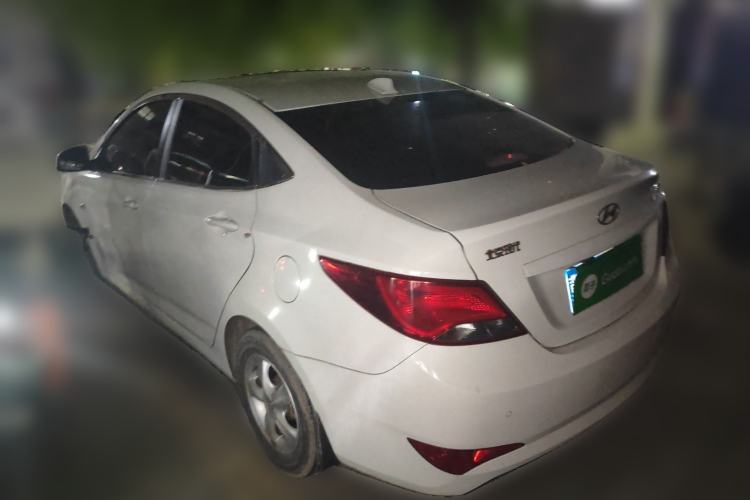 Used Hyundai Verna (older generation) 2016 1.4L Manual Smart GLS Trim