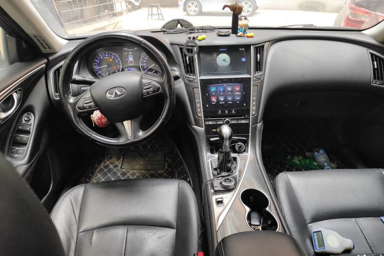 Used Infiniti Q50 2014 2.0T Comfort Edition