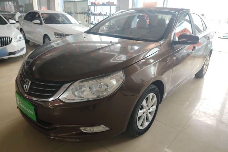 Used Baojun 630 2013 1.5L manual Comfort trim