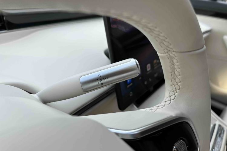 Used Hima Luxeed S7 2025 785 km Ultra