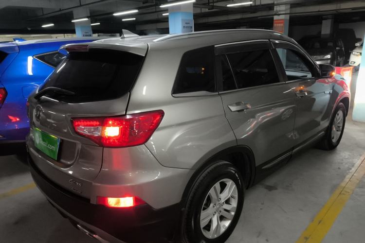 Used CHANGAN CS75 2016 1.8T Automatic Elite Model China V Standard Rear Right 45 Deg