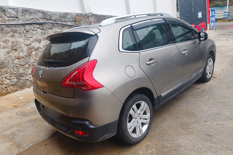 Used Peugeot 3008 2015 2.0L Automatic Trend Edition
