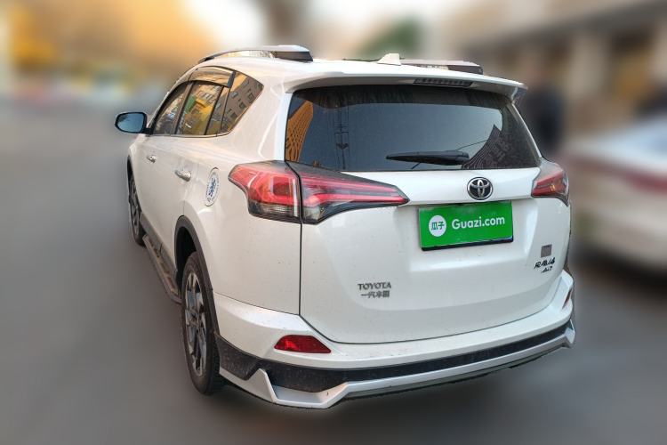 Used Toyota RAV4 2018 2.5L Automatic 4x4 Elite i Edition Rear Left 45 Deg