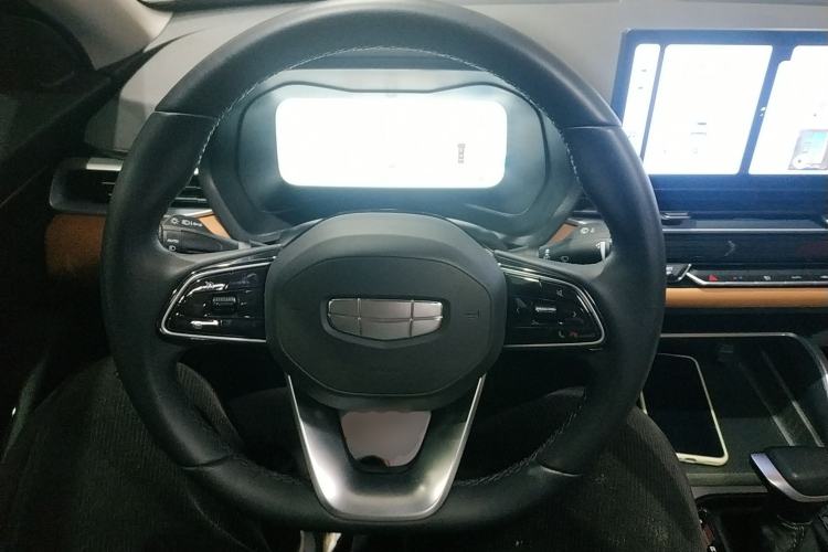 Used Geely Auto Emgrand 2025 4th Generation 1.5L CVT Flagship Version
