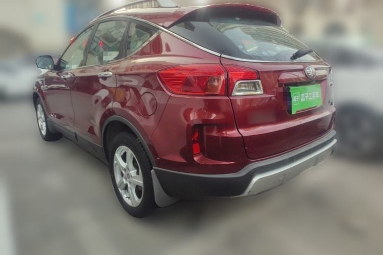 Used Bestune X80 2013 2.0L automatic comfort version
