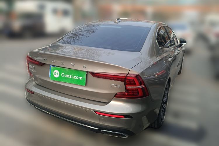 Used Volvo S60 2020 T4 Zhiyuan Luxury Edition