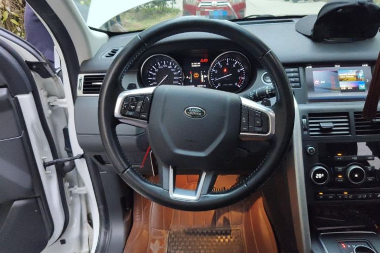Used Land Rover Discovery Sport 2016 2.0T SE Steering Wheel
