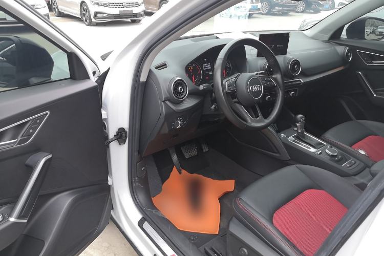 Used Audi Q2L 2021 35 TFSI Fashion Dynamic Model
