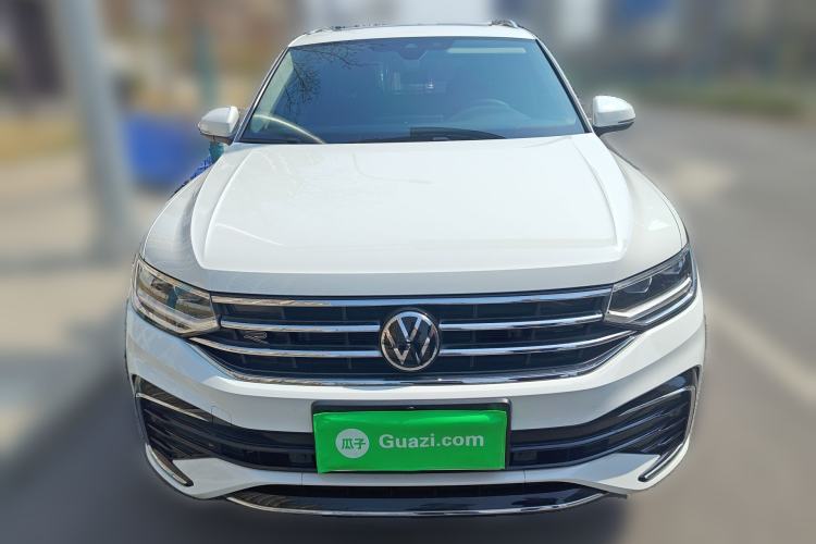 Used Volkswagen Tiguan L 2023 Restyled 330TSI Automatic Two-Wheel Drive R-Line Enhanced Comfort Version Front