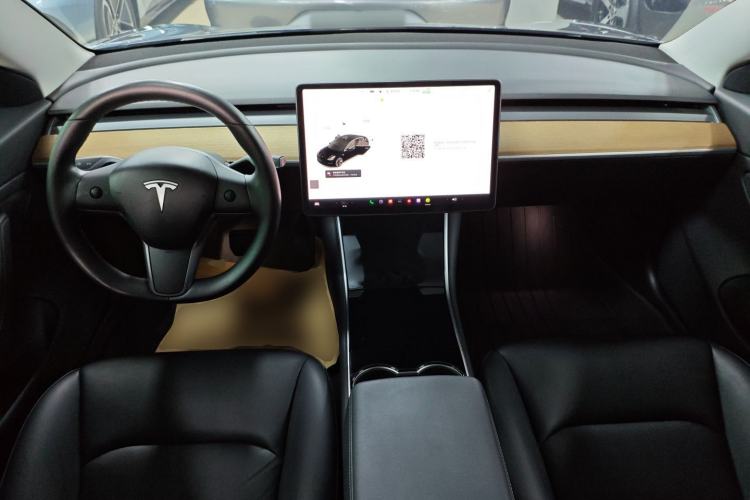 Used Tesla Model 3 2019 Long-Range Rear-Wheel-Drive Version