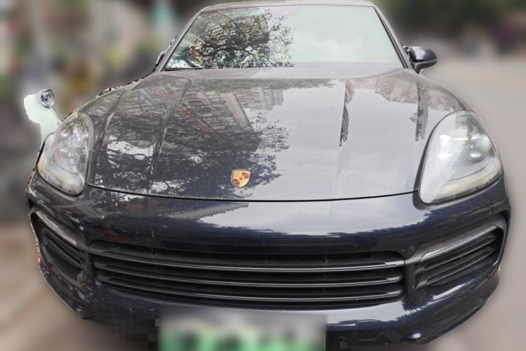 Used Porsche Cayenne E-Hybrid 2021 Cayenne E-Hybrid 2.0T Front